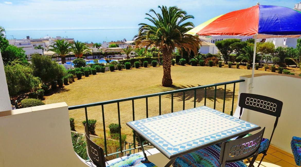 Chiquita Place, Luz Εξωτερικό φωτογραφία